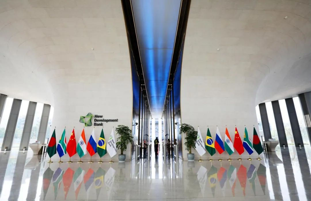 金砖大楼大厅/图源新华社 金砖大楼大厅/图源新华社