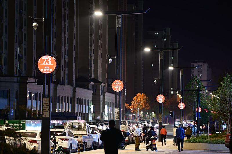 智慧灯杆,智慧路灯