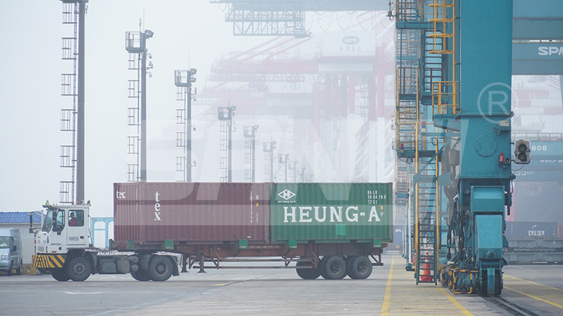 泛光灯,进驻,港口作业区,200米,照射距离,无暗区