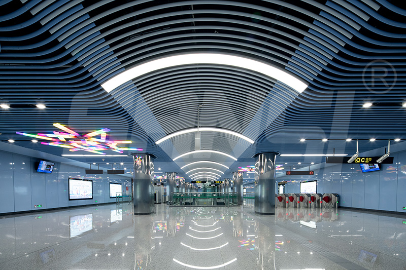 先进技术应用,地铁轨道交通照明,提升运行效率,地铁照明灯,LED灯,上海三思