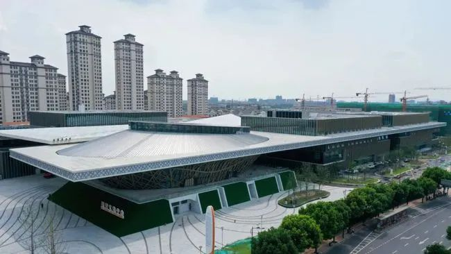 文商旅新方案,三思,8K创意,显示屏,点亮昆山大西门