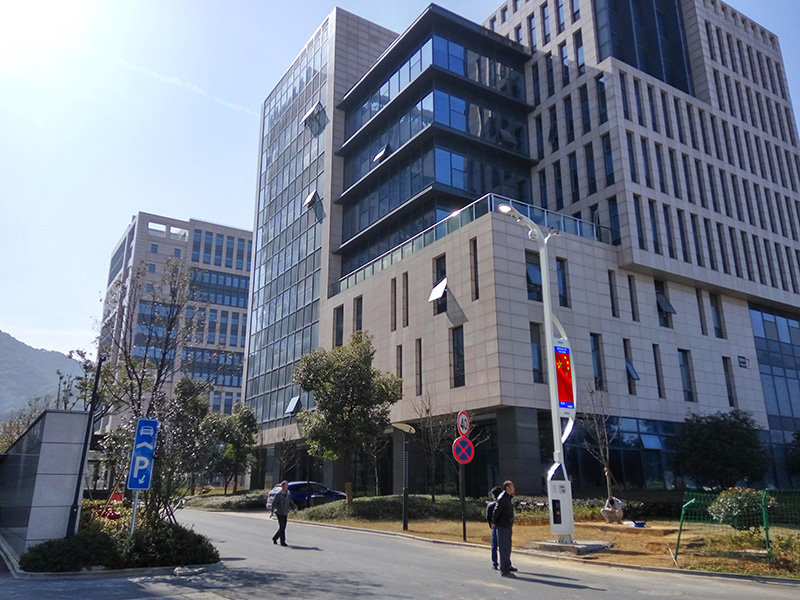 道路照明,时代变局,智慧灯杆,重构城市治理,神经末梢