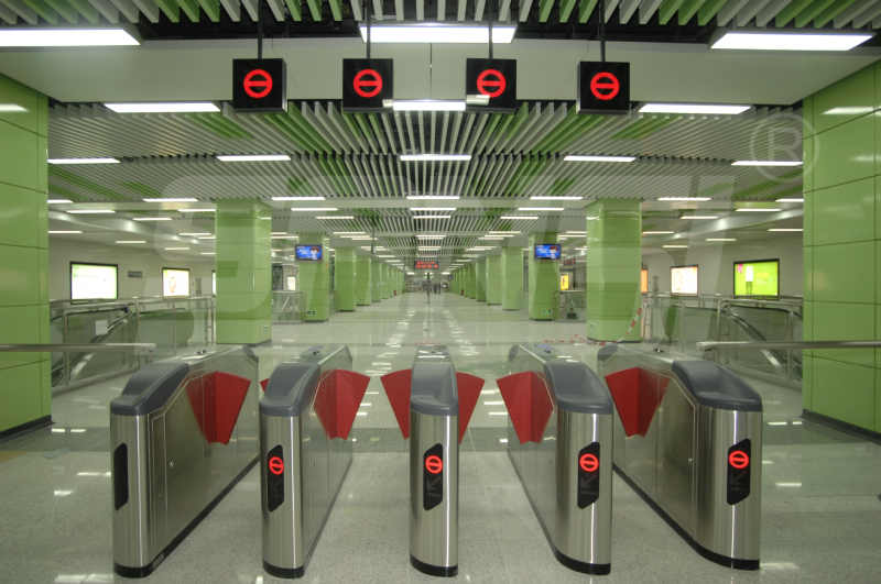 三思LED,地铁照明,以智慧之光,重塑城市,出行体验