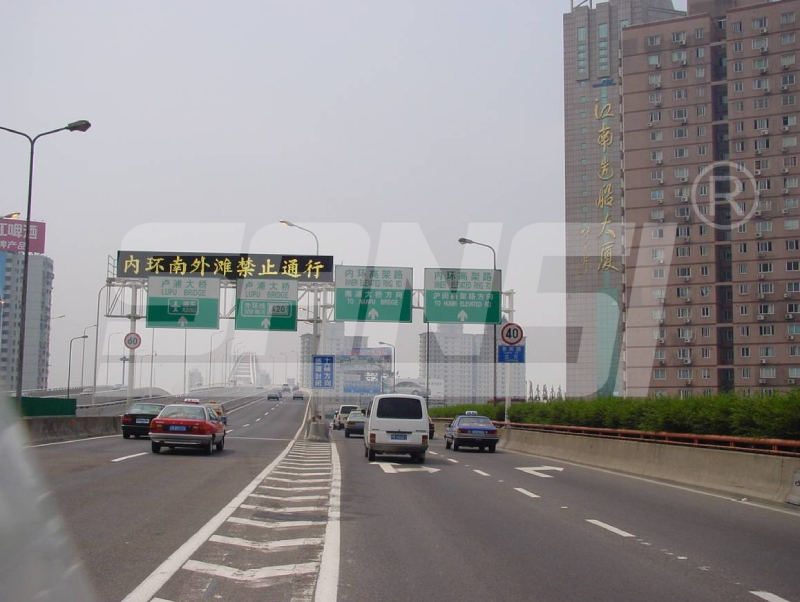 三思LED,交通情报板,赋能,智慧交通,“动态神经”