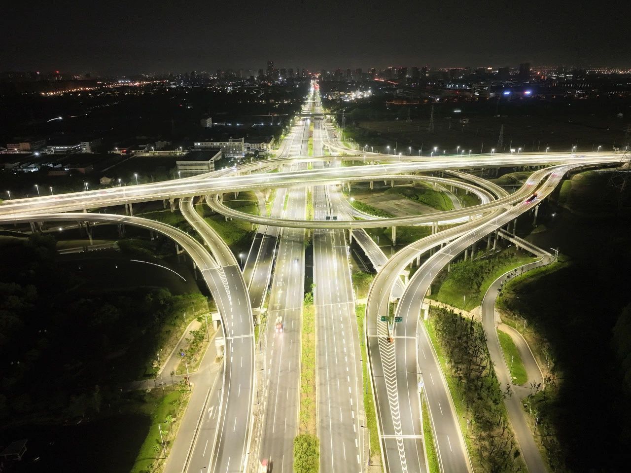 重磅,三思,能源管理服务,全面助力,张家港,城区,路灯升级改造